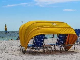 Coral Reef Resort St. Pete Beach Ruang foto