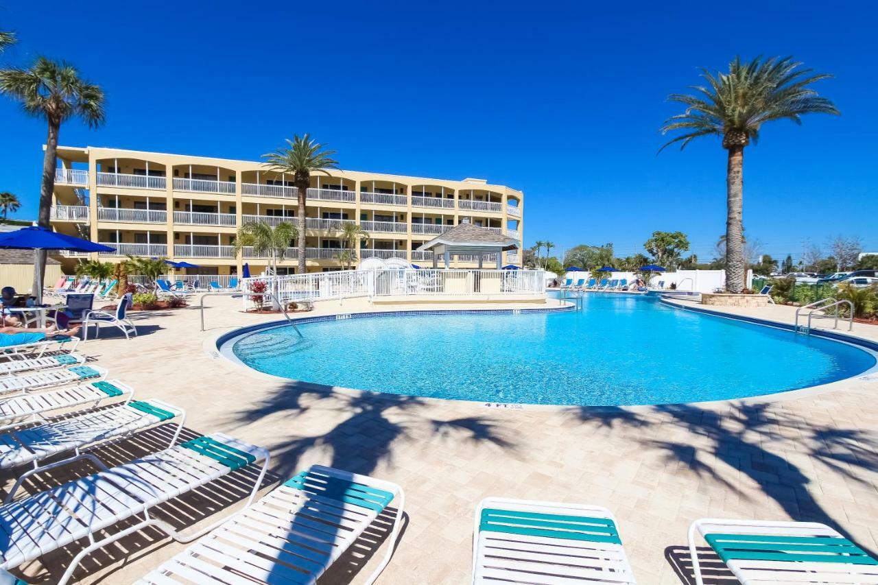 Coral Reef Resort St. Pete Beach Bagian luar foto